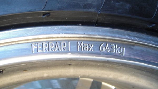LLANTAS TRASERAS FERRARI FF F151 20" - Imagen 8