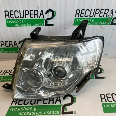Faro izquierdo Mitsubishi Montero v80
