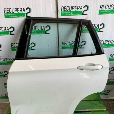 Puerta trasera izquierda bmw x1 e84