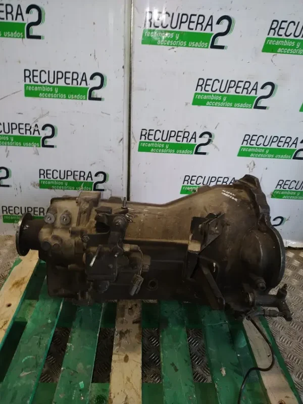 Caja cambios Nissan cabstar BD30 - Imagen 2