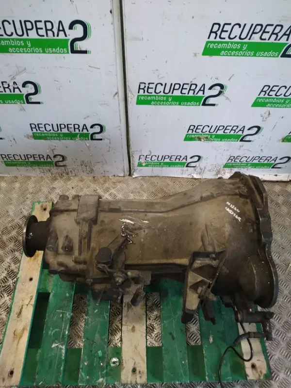Caja cambios Nissan cabstar BD30
