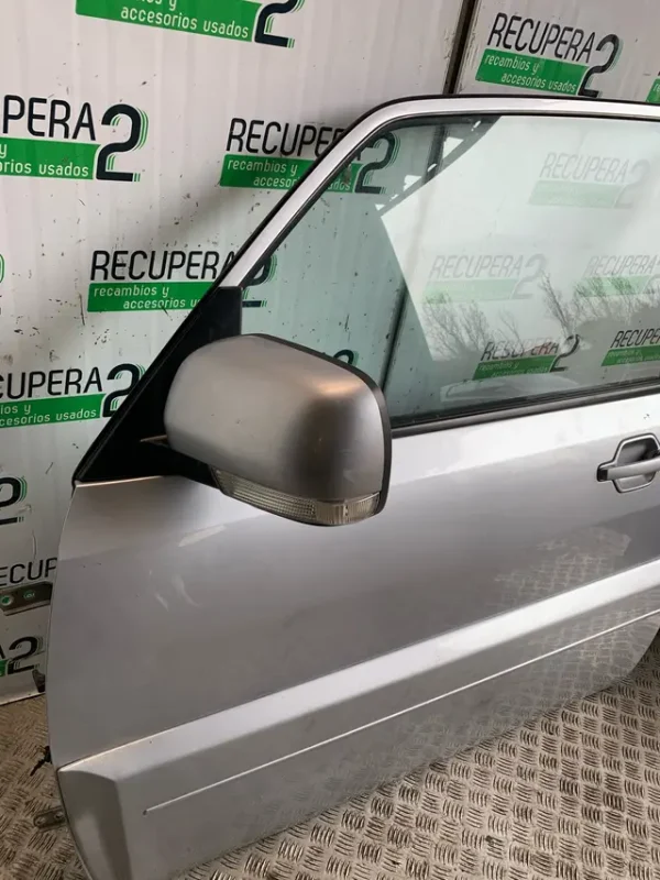 Puertas Mitsubishi Montero cortó v80 - Imagen 2