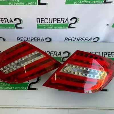 Pilotos traseros Mercedes clase C coupe w204