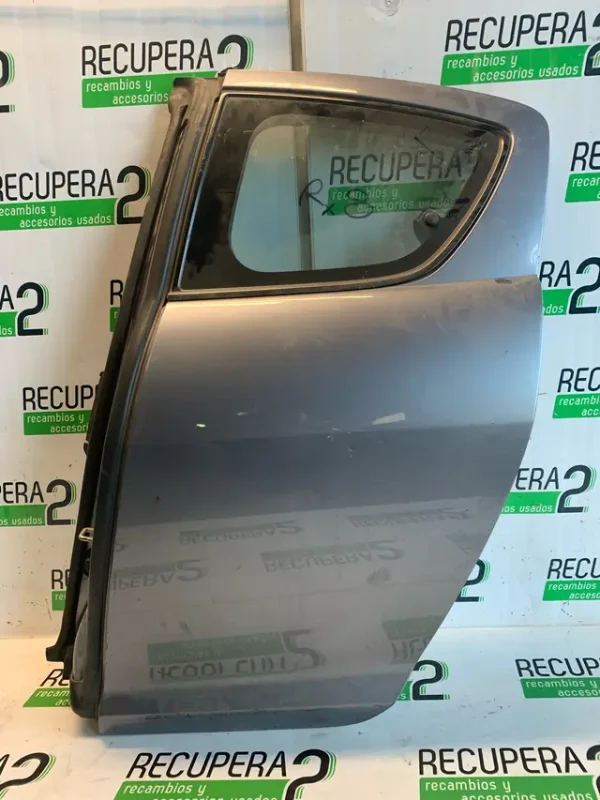 Puerta trasera mazda rx8