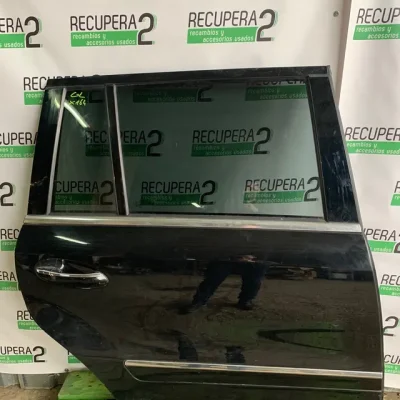Puerta trasera derecha Mercedes GL X164 20052011