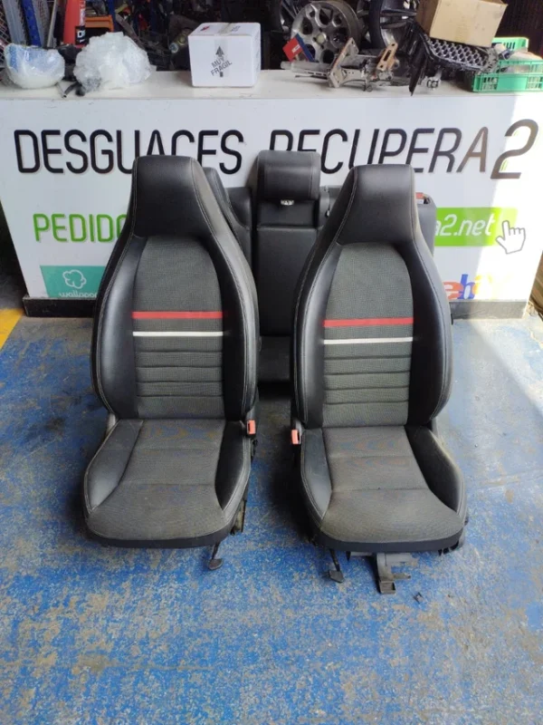 Asientos deportivos MERCEDES A W176